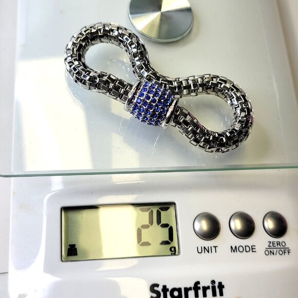 Blue Crystal Magnetic Bracelet - Picture 5 of 10